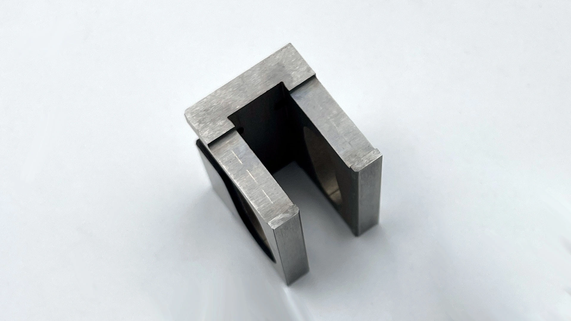 Close-up-of-a-precision-cut-metal-part-with-tight-tolerances